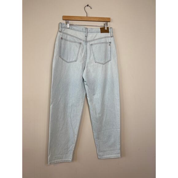 NWT Madewell The Slouchy Boyjean Distressed Wrightlane Light Wash Size: 28 - Picture 7 of 9